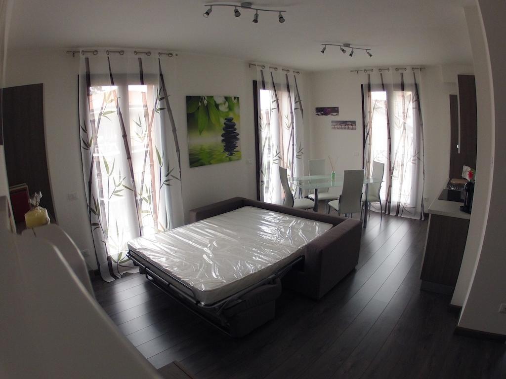 Il Nuovo Palazzotto Appartement Stresa Kamer foto